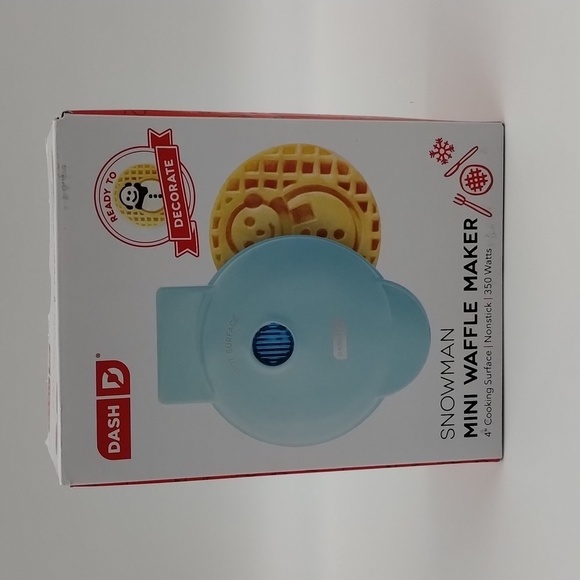 Dash Mini snowman waffle iron in box tiny waffles - Picture 1 of 4